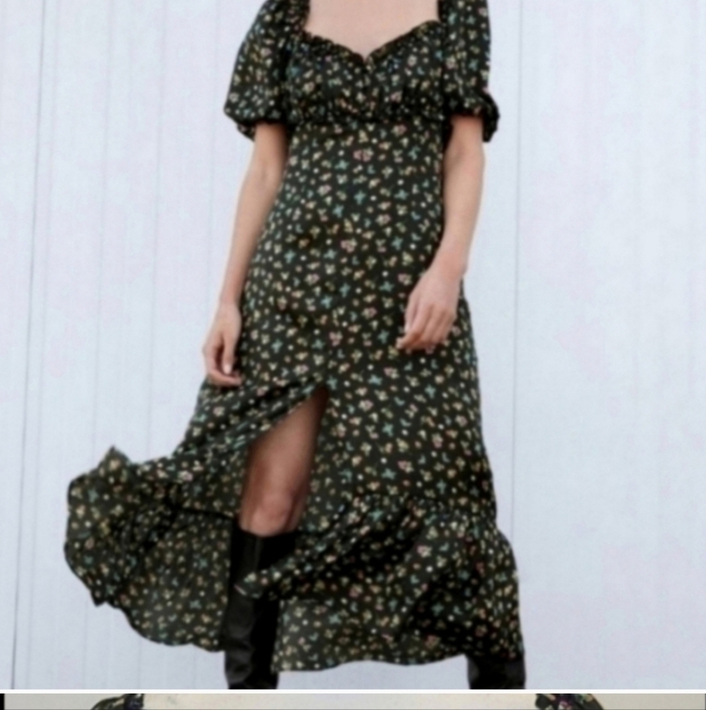 Zara size XS midi Dress Cottagecore Sweetheart Neck Floral Ruffles Fit & Flare